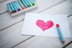 愛には6種類あり、愛の伝え方には5種類ある。愛って何なんだろうか?