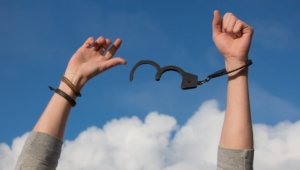 「依存先は沢山もとう」依存しないことが自立ではない。「依存は悪じゃない」。