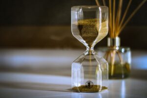 部屋にアクセントが欲しいならサイエンス雑貨置いてみるといいかも