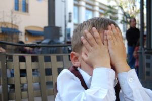 恥ずかしい体験や感情を上手く使うと創造性や勇気が高まる。