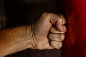 人が思い通りに動かない怒りをどう処理したらいいのか?