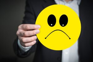 幸うすそうな顔していると信用されないし、将来性がないと思われる?