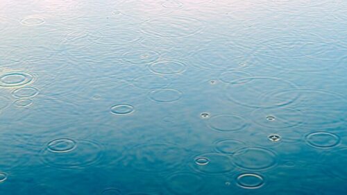 やまない雨もあけない夜も神の試練も大嫌い!って気持ちは分かる